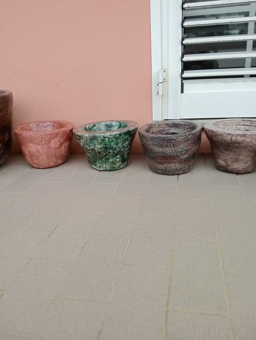 Vasos Novos  para Bonsai, Suculentas , Ananás e outras Plantas