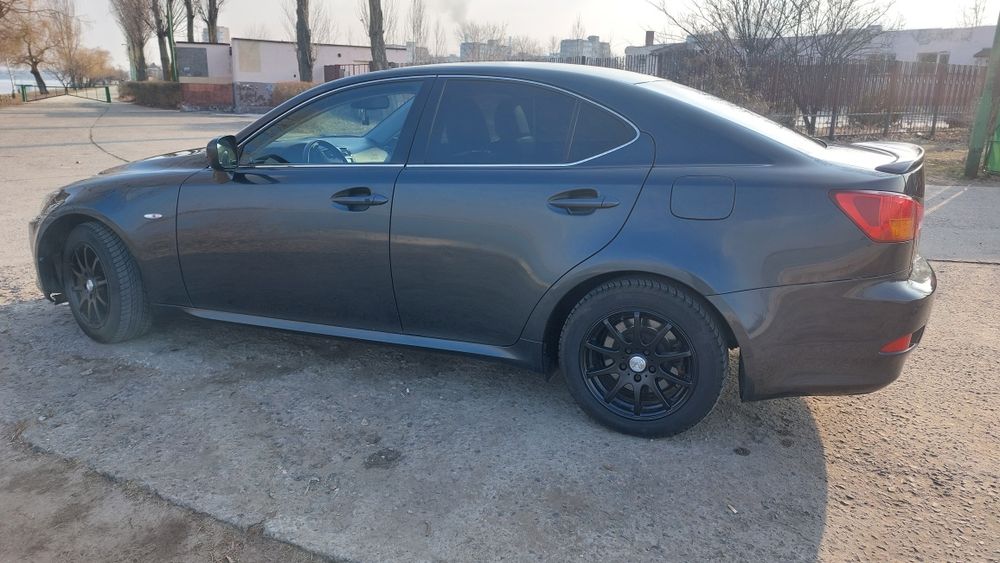 Лексус IS 220  2008