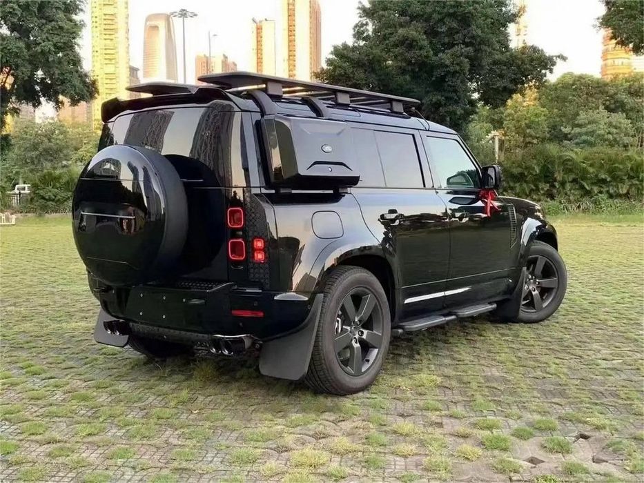Тюнінг Land Rover Defender 2019- рр. Комплект обвісів (Black Edition)