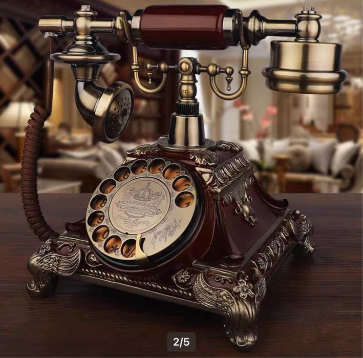 Telefones antigos lindissimos. Novos!!Pecás com requinte. Novos. 21*26
