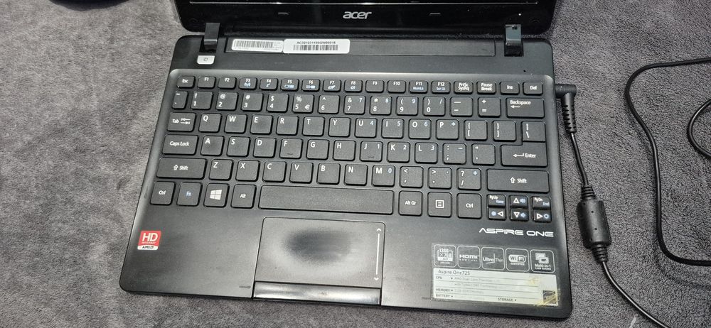 Laptop Notebook Acer Aspire One 725