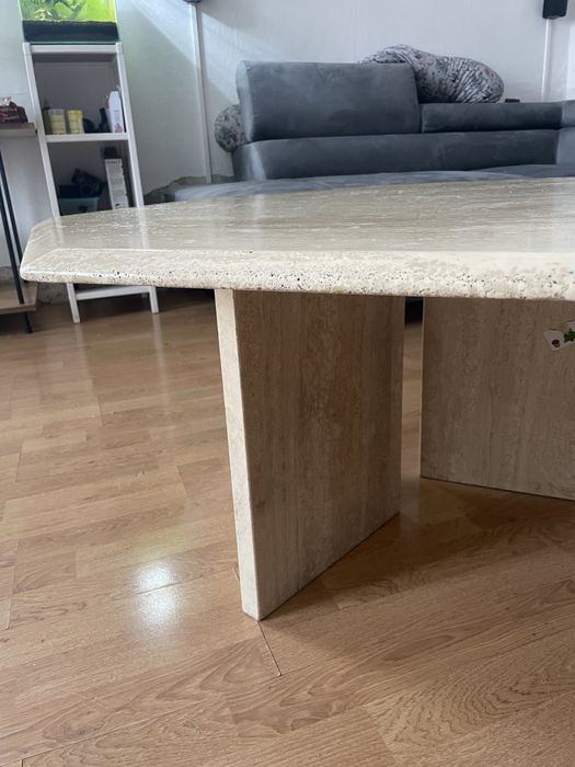 Stol trawertyn 100x100x45