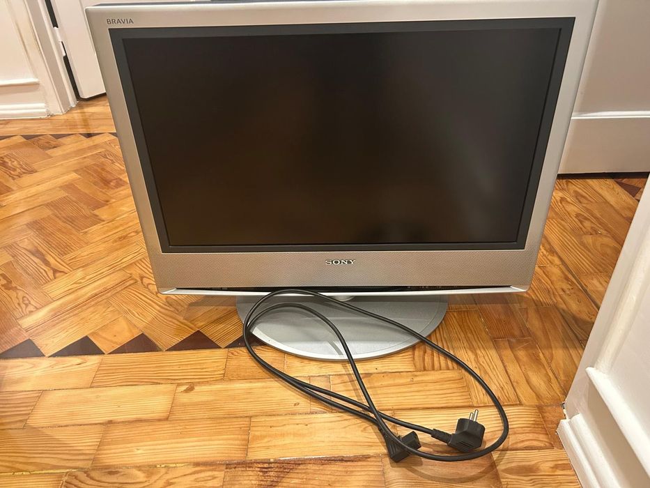 televisão em bom estado - Sony CLV-S26A10E