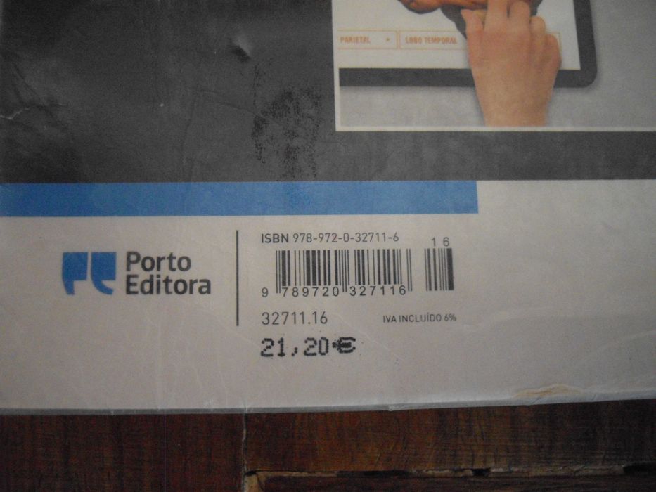 "Des Crêpes et des Baguettes" - Manual e Fichas de Francês - 7ºano