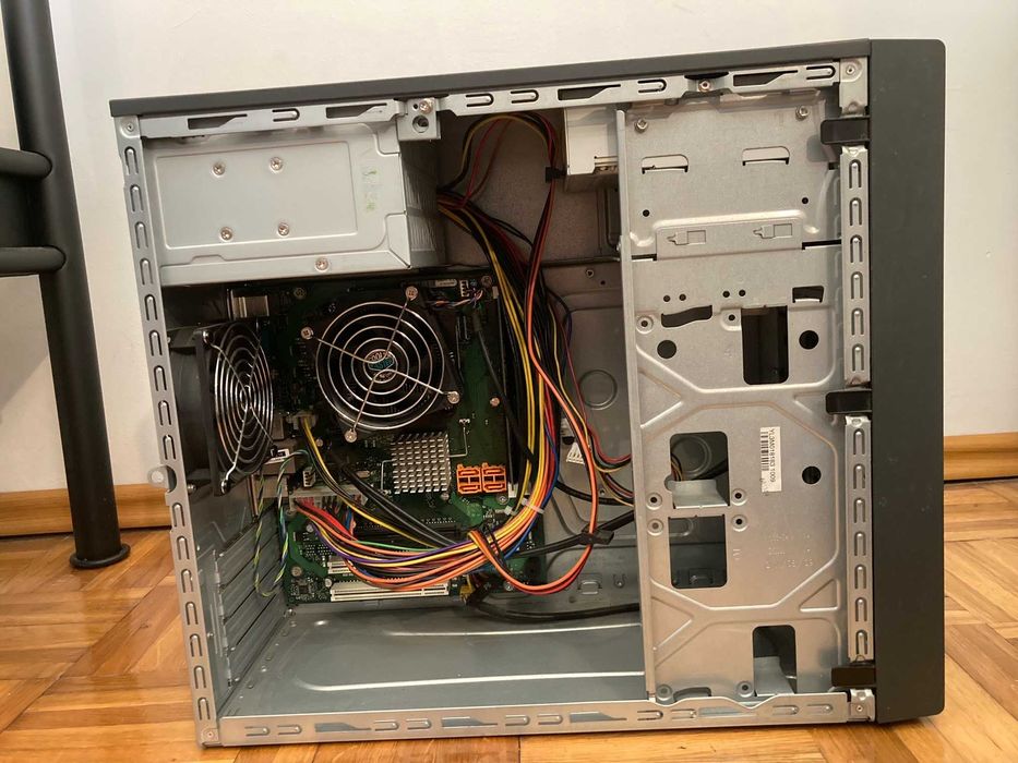 Komputer stacjonarny Fujitsu Esprimo P2550 | Intel E5300 | Win 7 Pro |