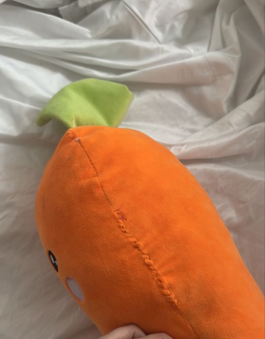 Maskotka pluszak marchewka dla dziecka