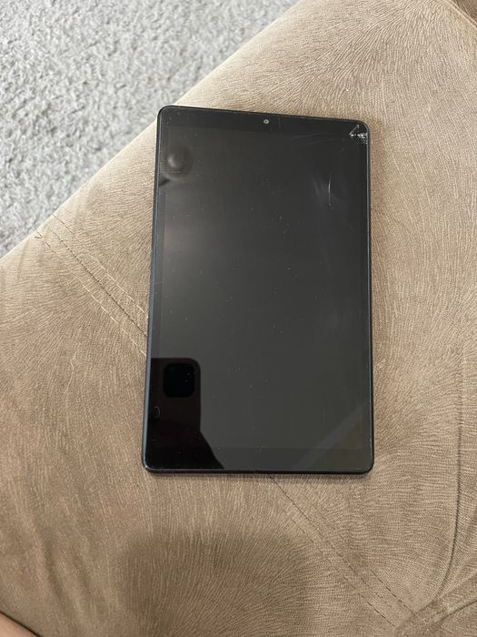 Планшет Lenovo.