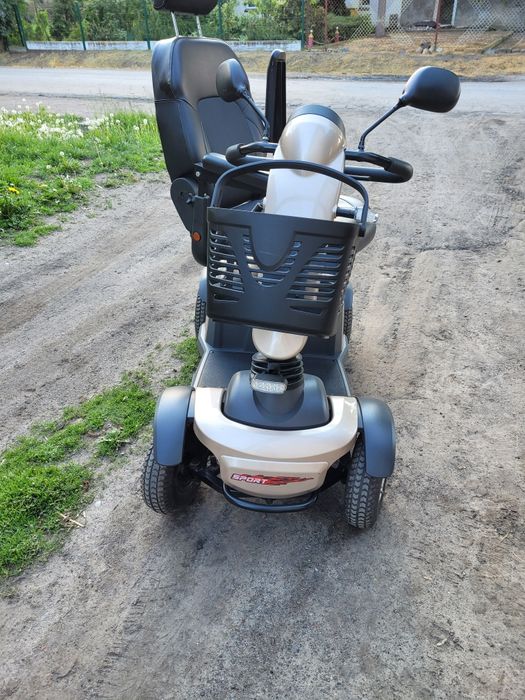 Skuter elektryczny