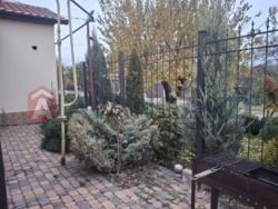 Продаж дому у Космічному мрні