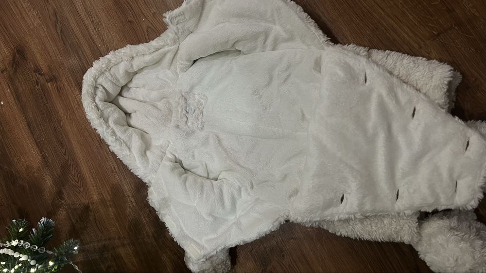 Неймовірно затишний ,теплий комбінезон з черевичками