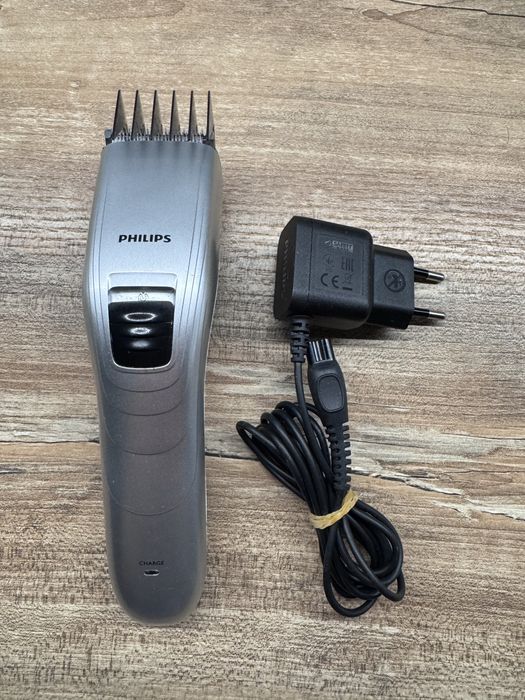 Машинка для стрижки волосся Philips