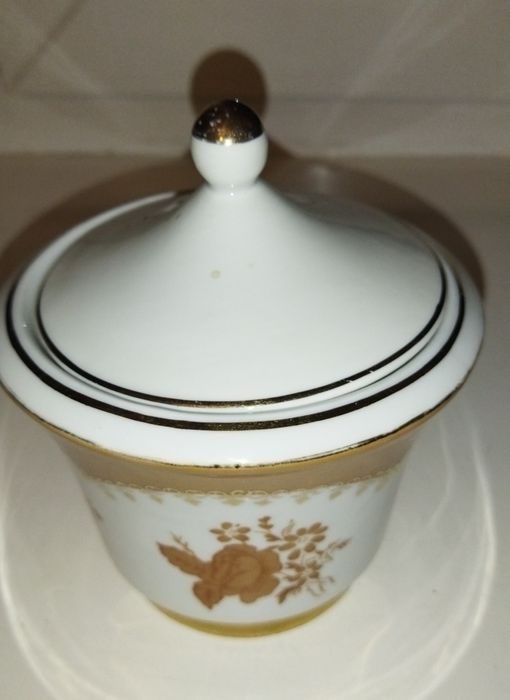 Ćmielów fason Margaret cukiernica bombonierka