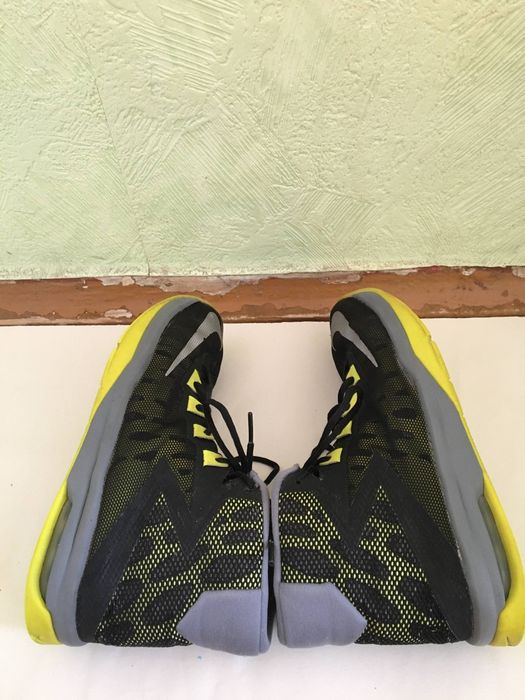 Nike баскетбольні кросівки з Zoom air чорні