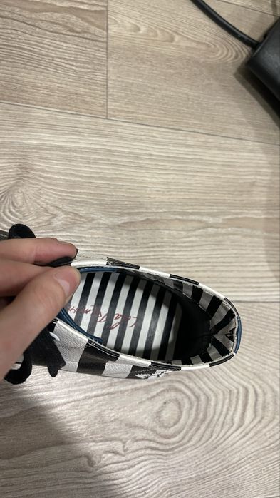 Шикарні різнокольорові кеди