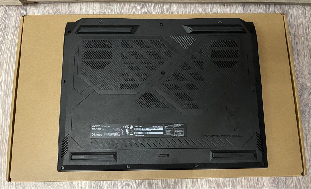 Игровой Ноутбук Acer Nitro V 16 AI ANV16-42
