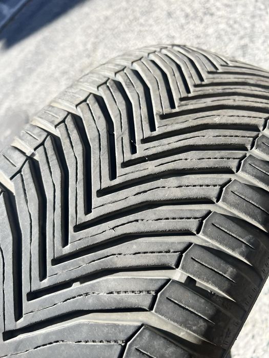 225/50/18 Michelin 4 pneus