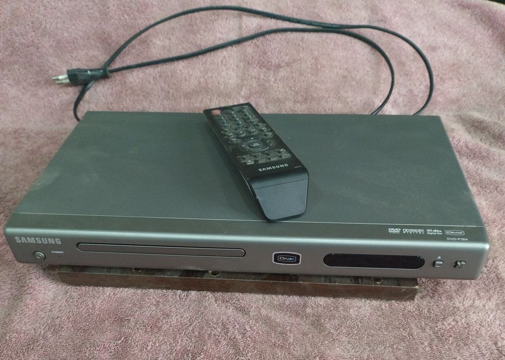 Samsung DVD - P184