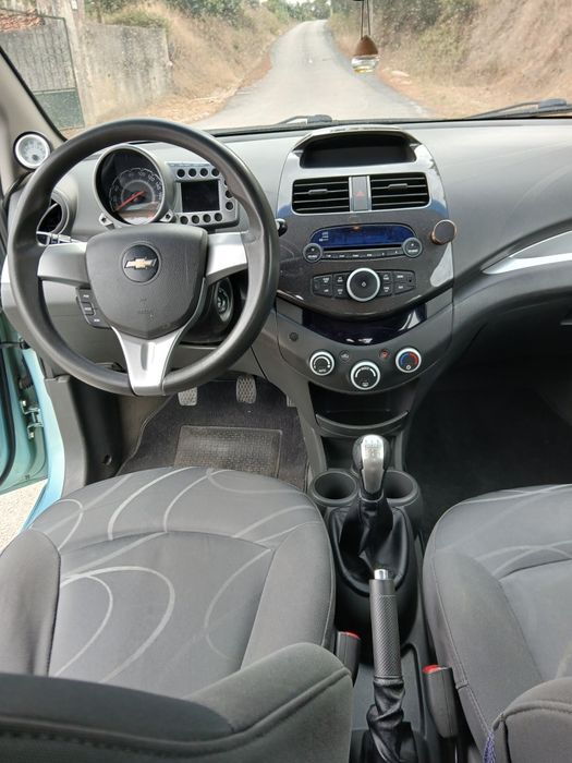 Chevrolet Sparks 1.2  de 2010 muito estimado  ideal para inicio de condução