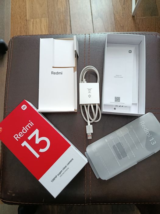 Xiaomi Redmi 13 4G 6GB/128GB Dual SIM – Pearl Pink | Excelente Estado | Desbloqueado