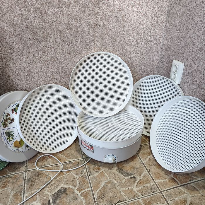 Сушка електросушка  сушилка сушарка дегідратор