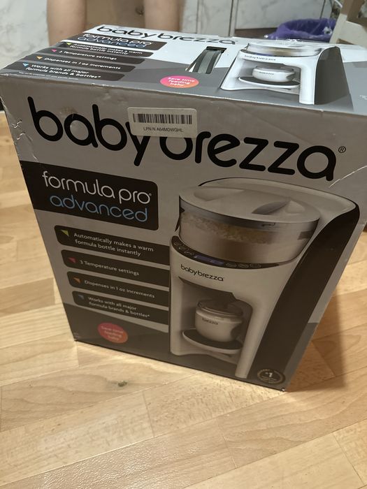 Машинка для приготування дитячої суміші  Baby Breeza Formula  Pro Adv.