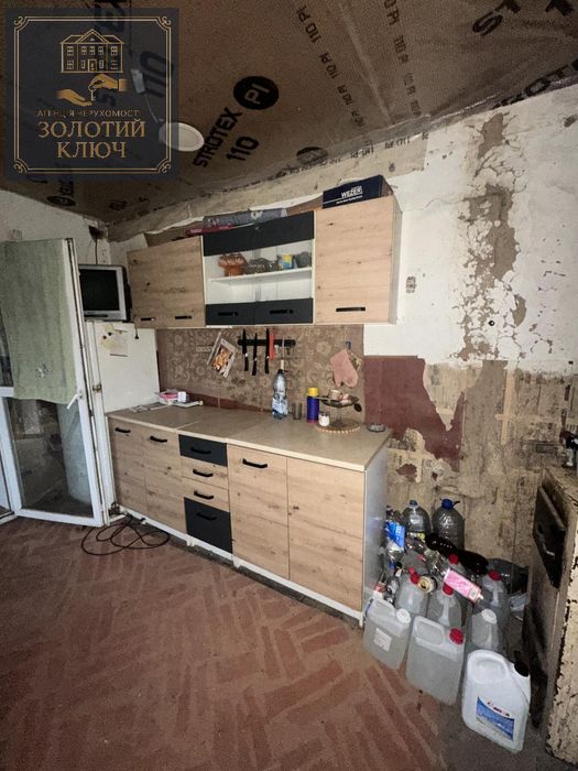 "Продаж будинку в Кропивницькому"