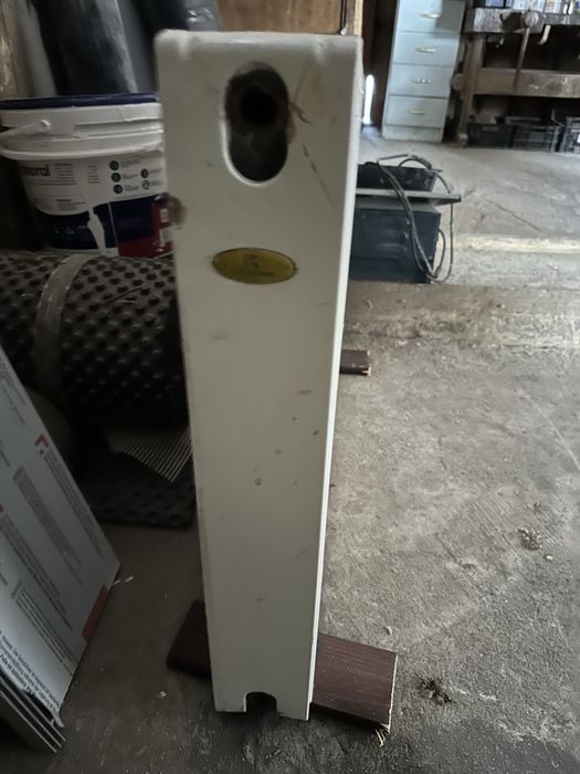 Sprzedam  Grzejnik  bialy