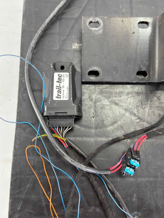 Gancho de Reboque para BMW Serie 5 (E61) (Com instalação)