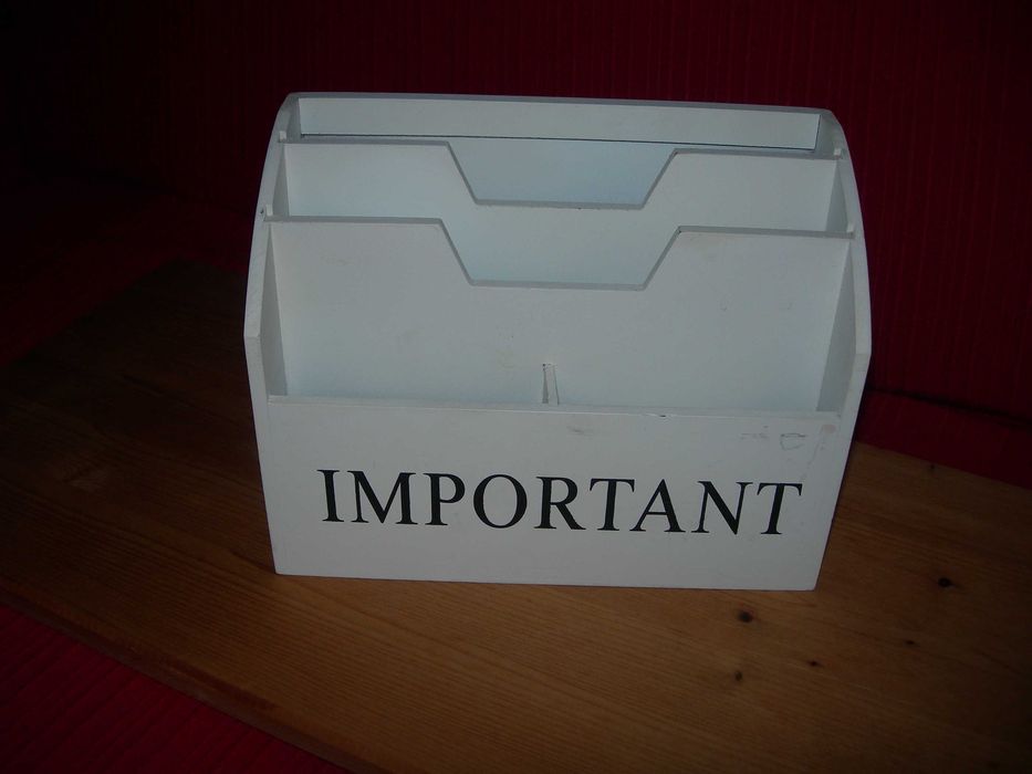 Caixa para colocar correio, faturas etc.