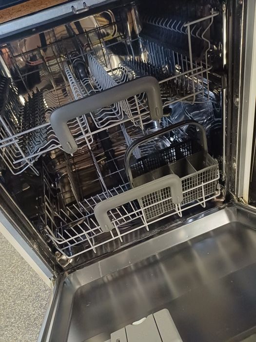 Zmywarka do pełnej zabudowy Ikea Whirlpool