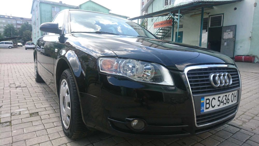 Автомобіль Audi A4