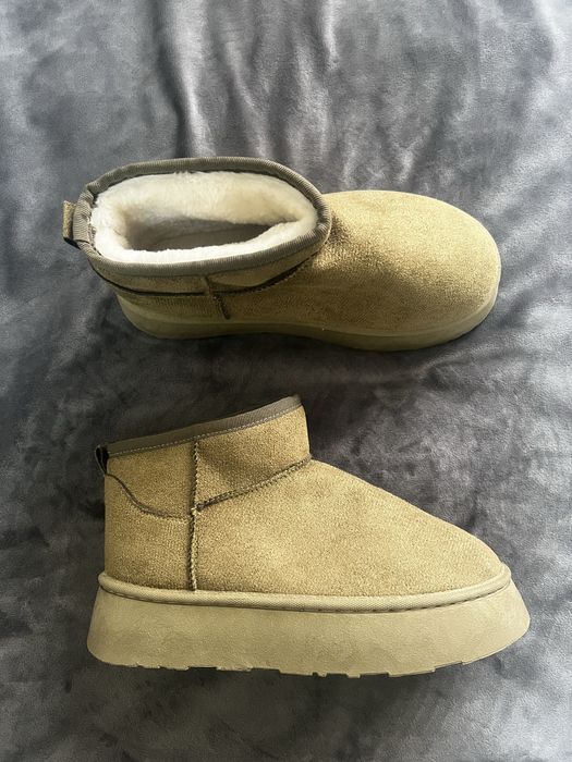 Угги 36-36,5 теплі і зручні  не дорого