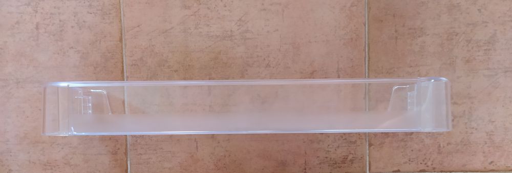 Indesit LR7 S2 W congelador prateleiras ver fotos