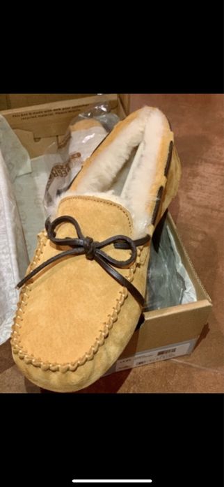 Ugg Dakota мокасини