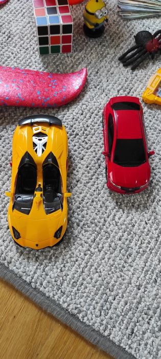 Zabawki dla dziecka auta, samolot wiaderko , kostka Rubika