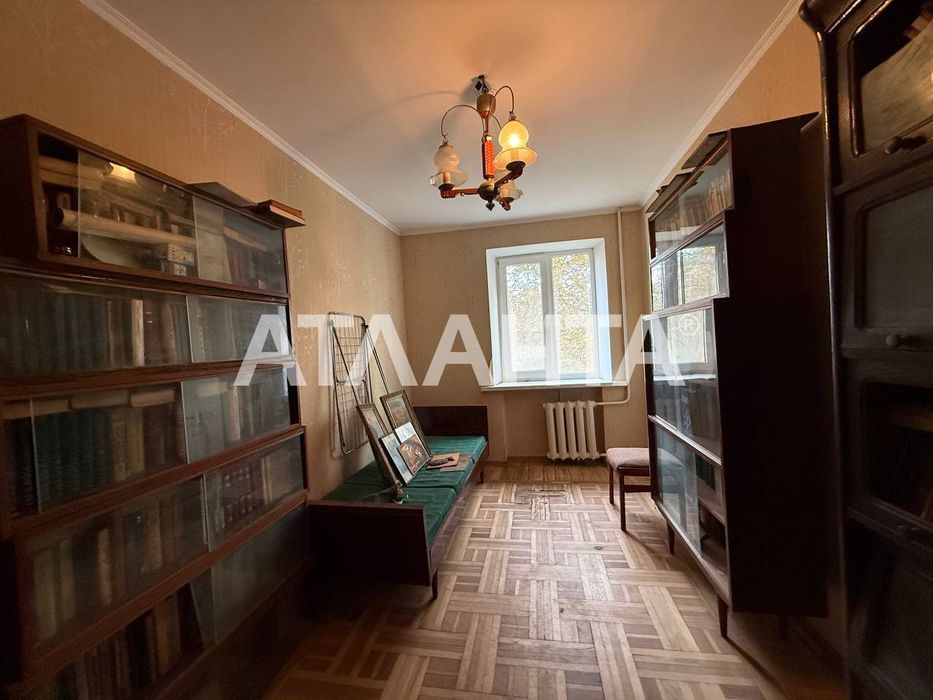 3-комн. квартира в КИРПИЧНОМ доме  на Солнечной