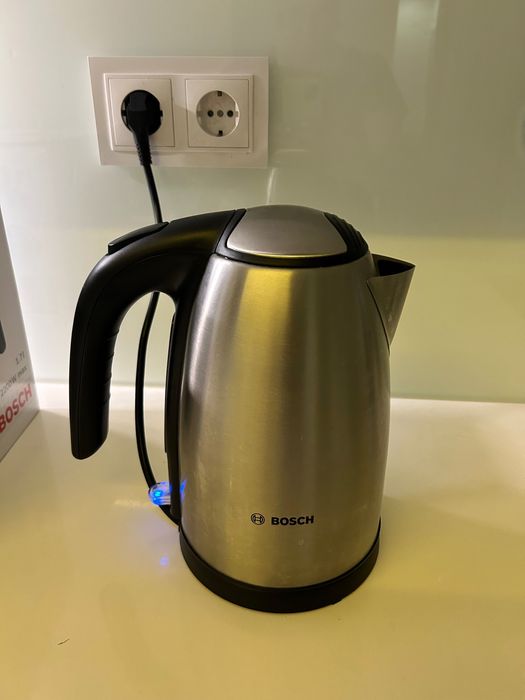 Jarro eléctrico Bosch TWK