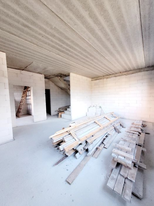 Таунхаус Центр Подол 120 кв.м центральні комунікації 4 кімнати 3 сотки