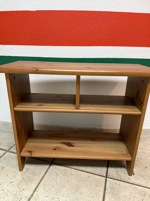 Mesinha de cabeceira e cómoda