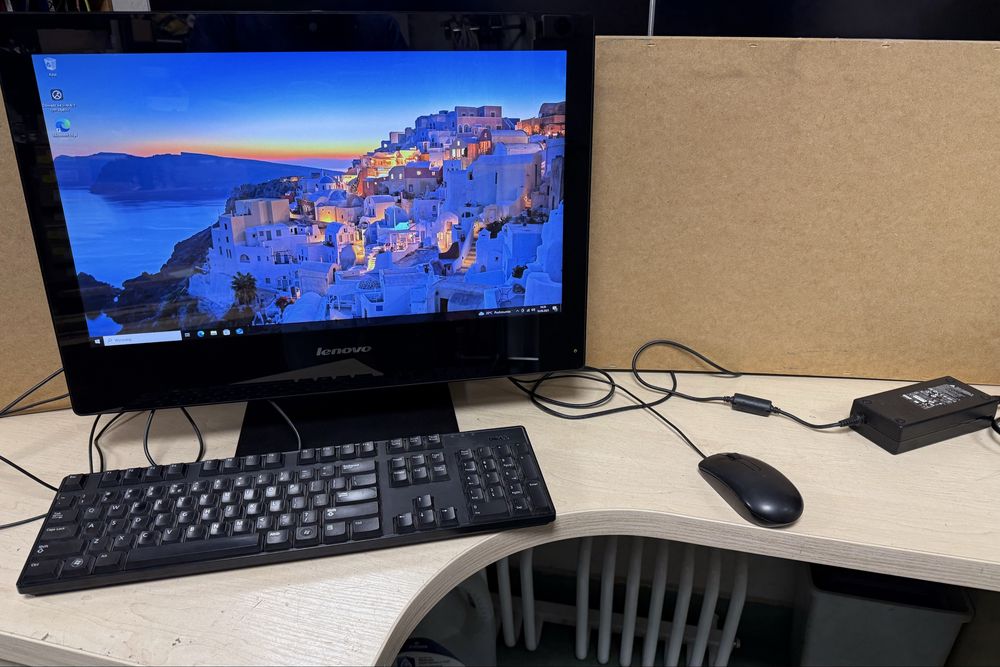 ALL-in-ONE      LENOVO S40-40 (21,5 cala-full HD)