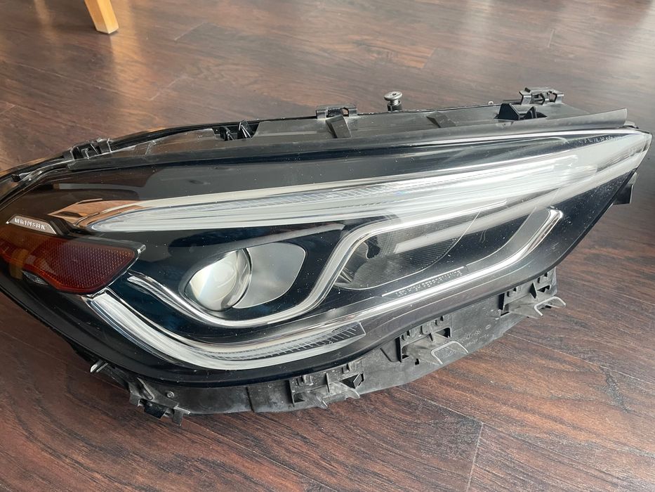 Reflektor lampa Mercedes Gla h247 USA led high performance