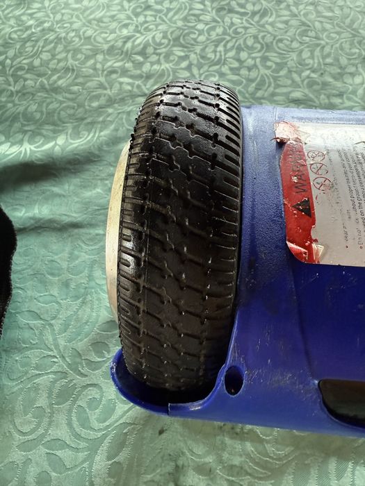 hoverboard  azul com saco e carregador.