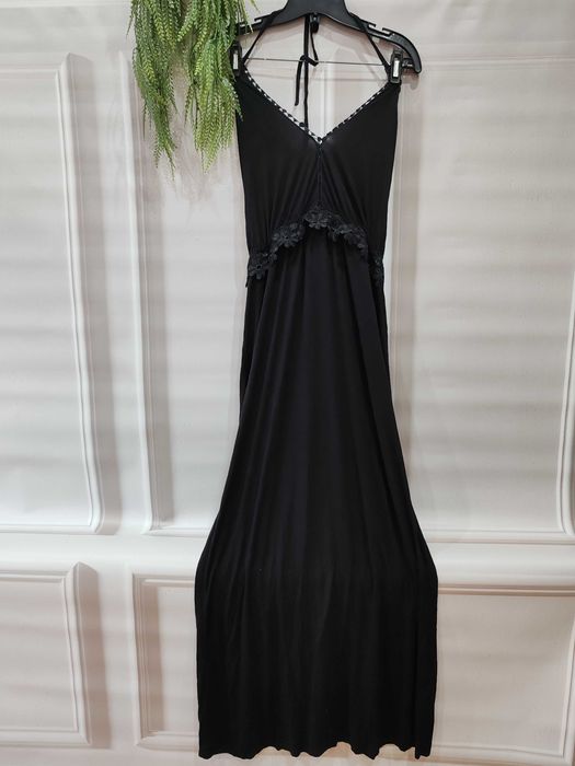 Czarna letnia maxi sukienka Boohoo rozmiar 48 wiskoza/elastan