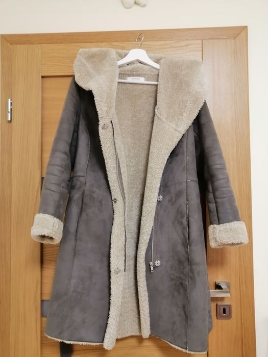 Kożuch damski w rozmiarze M 38 Promod