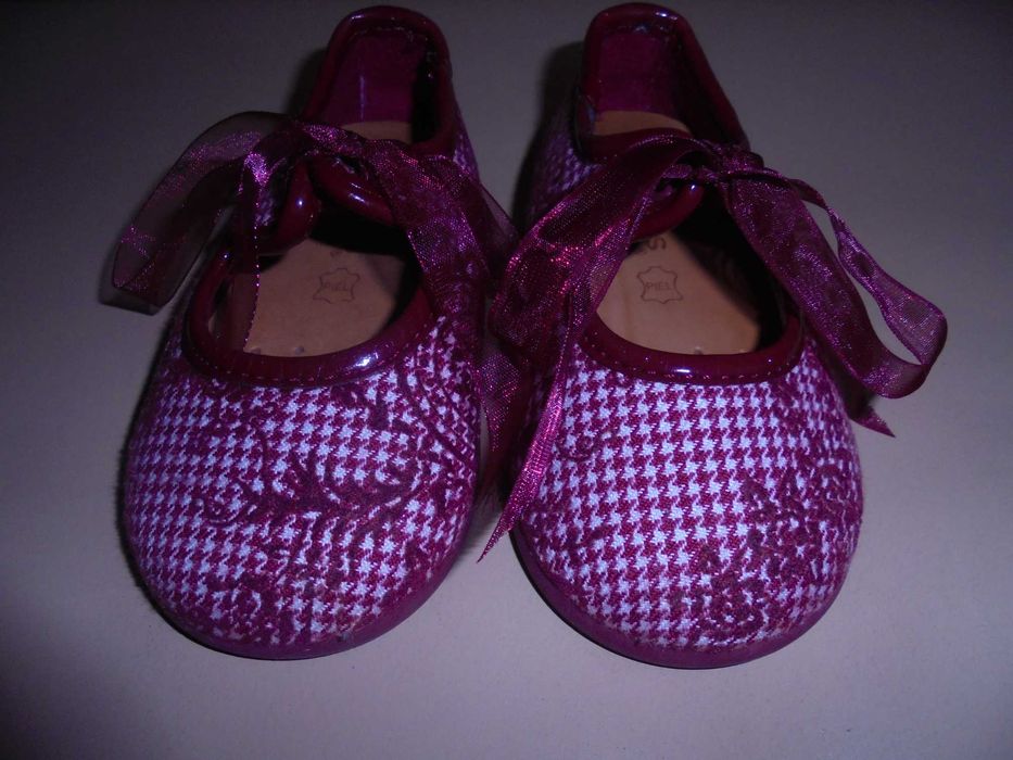 sapatos de menina da marca TITANITOS