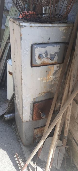 Продам котел. Котел.