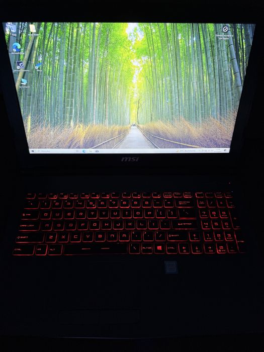 Laptop MSi ms-16J9 GTX 1050