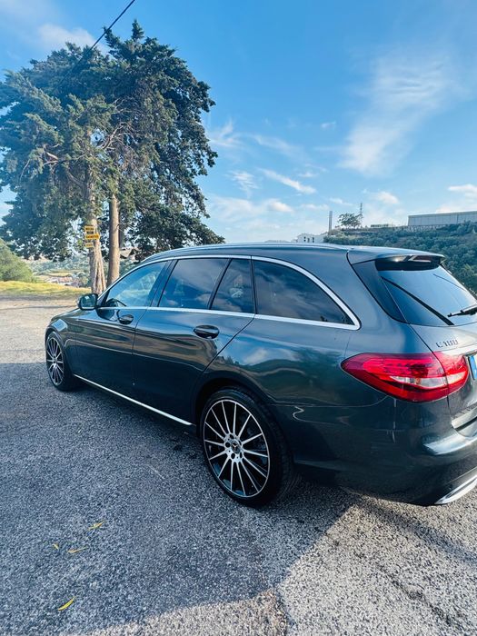 Mercedes-Benz C 180 — fotografia 4