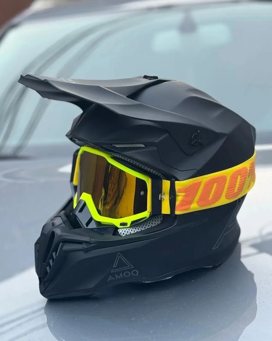 Шлем кроссовый на ендуро, скутер, мотошлем, шлем на крос, мотошолом