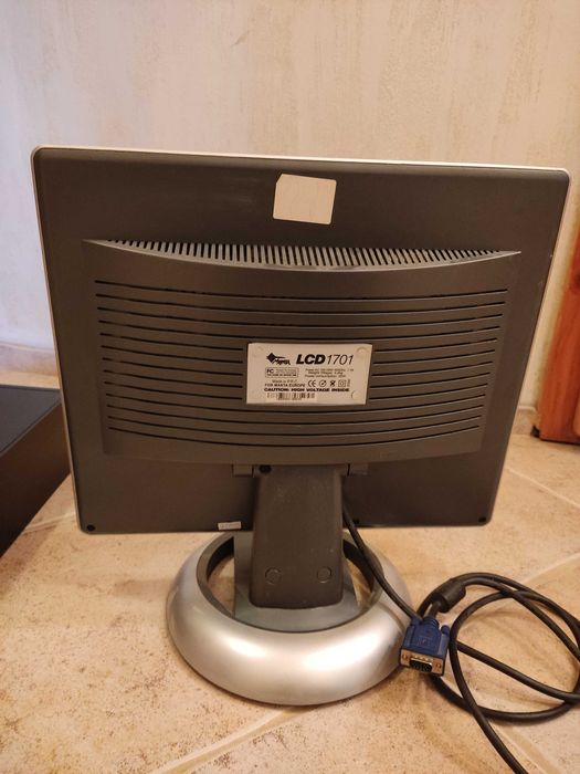 Komputer stacjonarny HP 6000 PRO SFF E7500 4GB z monitorem